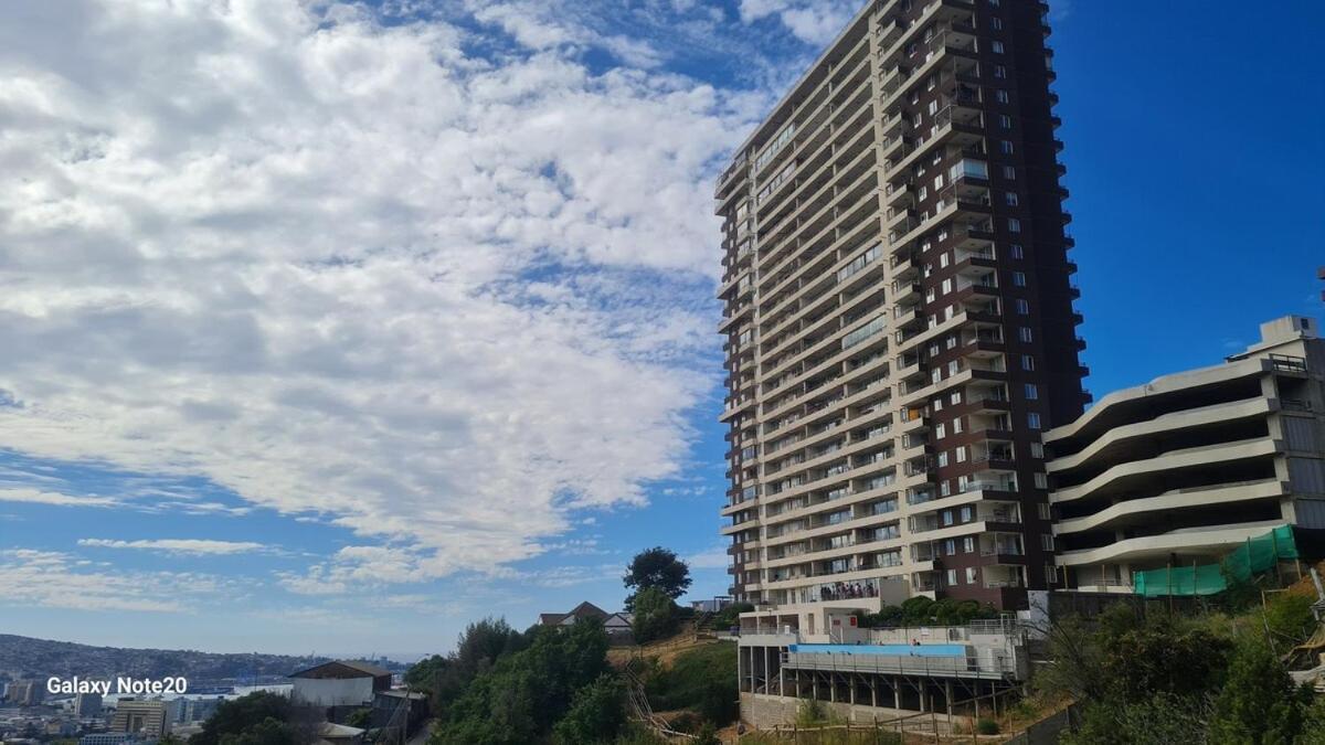 Ocean View & Pool Family 1p * Valparaiso