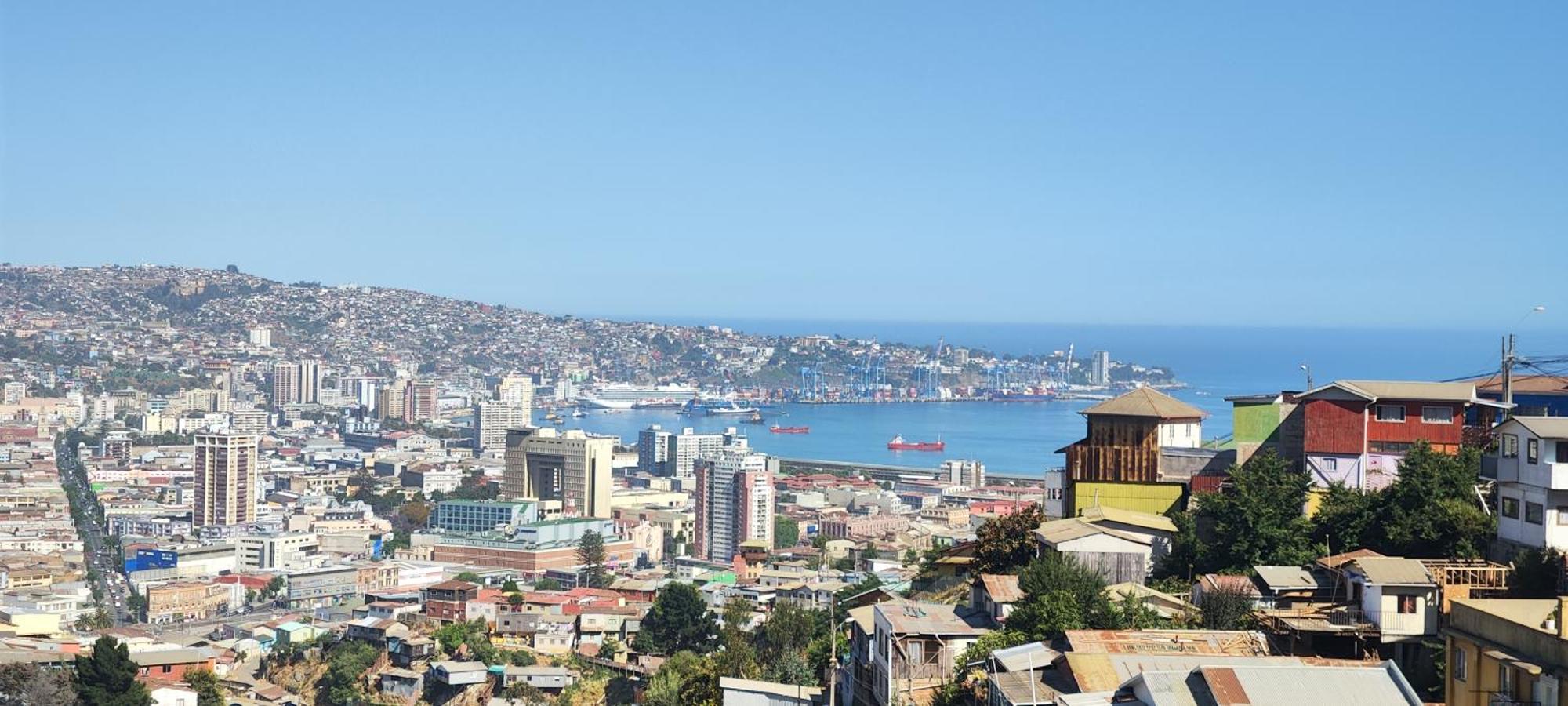 Ocean View & Pool Family 1p Valparaiso